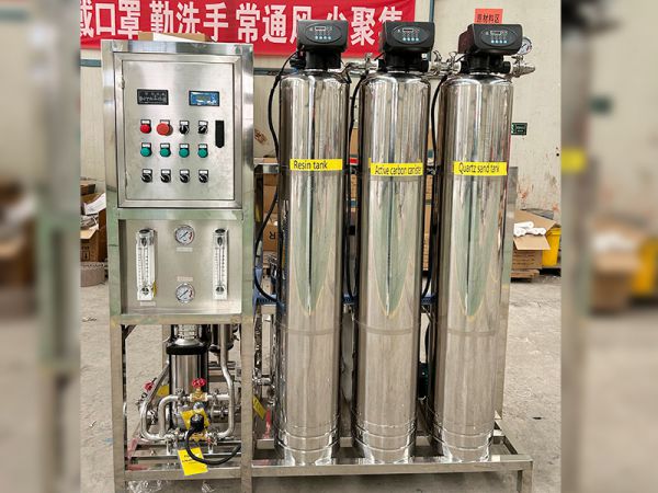 1吨全不锈钢三罐反渗透设备